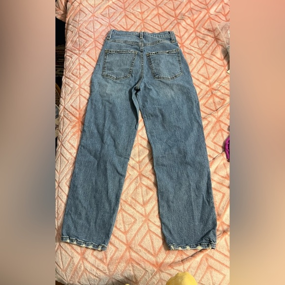 Universal Thread Women's Straight Leg Blue Jeans - Picture 2 of 4